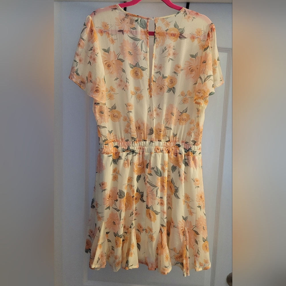 🍑 Trixxi Floral Mini Dress -NWOT- - Picture 8 of 14